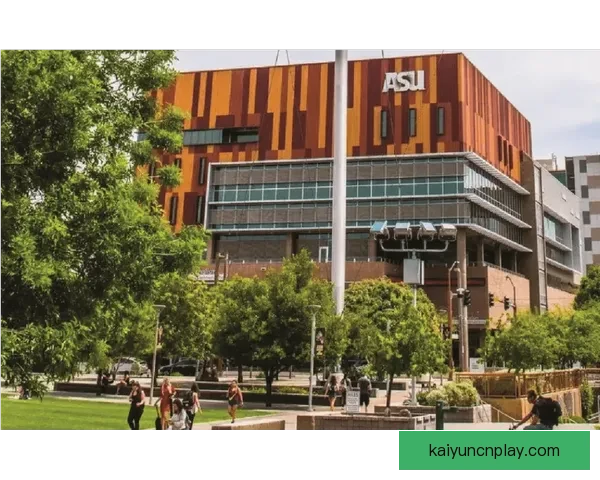 阿代-玛拉大爆发助密歇根大学大胜亚利桑那大学